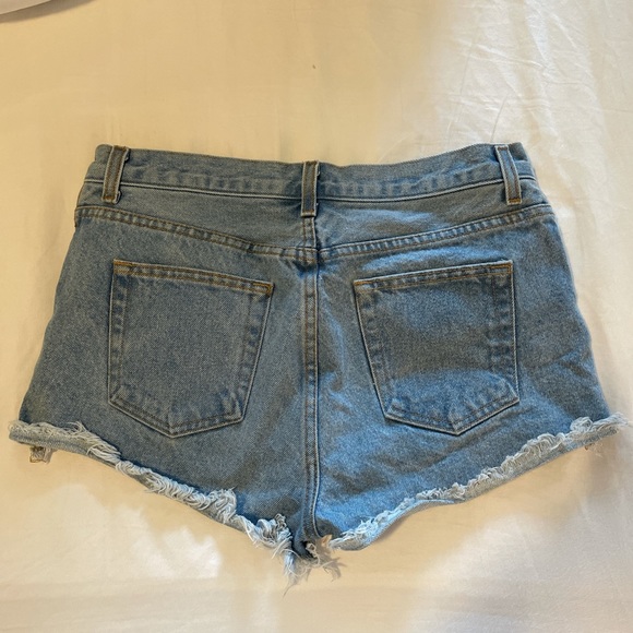 Brandy Melville Jean Shorts - Picture 2 of 3